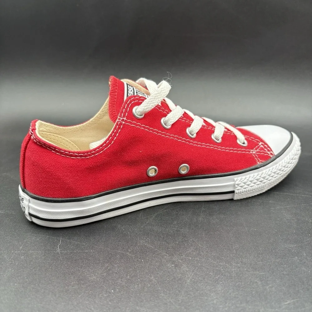 Converse Chuck Taylor All Star Low Top Youth Size 3‎ Red Canvas Sneakers 3J236